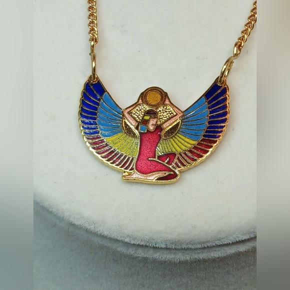 Regal Egyptian Themed Isis Goddess Necklace - Picture 1 of 5